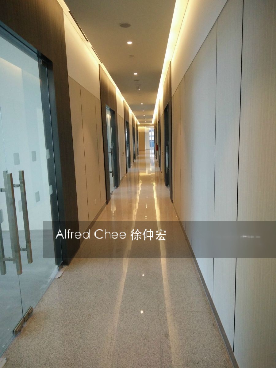 SBF CENTER (D1), Office #129171282
